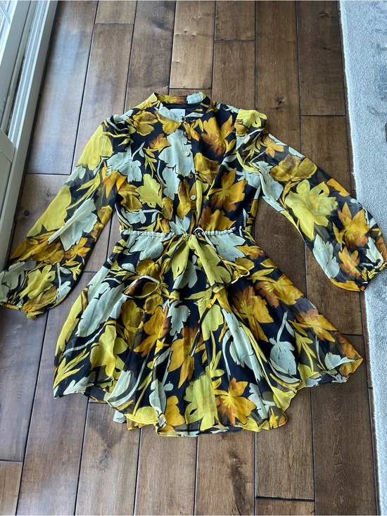 Milly Dresses & Skirts - Milly 100% Silk Floral Dress Size 8
